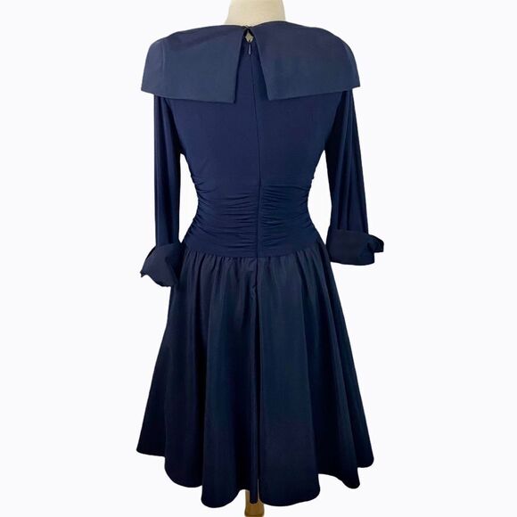 ELIZA J Cuff Sleeve V Neck Ruched Waist Dress - Picture 9 of 13